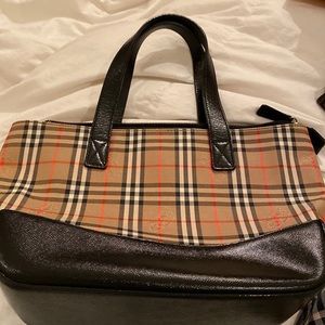 Burberry handbag small tote